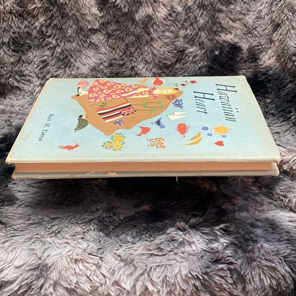 Hawaiian Heart, by Ruth Tabrah, by Follett - Picture 5 of 16